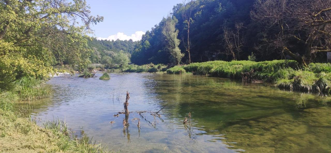 Smaragd River Near Rastoke & Plitvice Lakes سلوني المظهر الخارجي الصورة