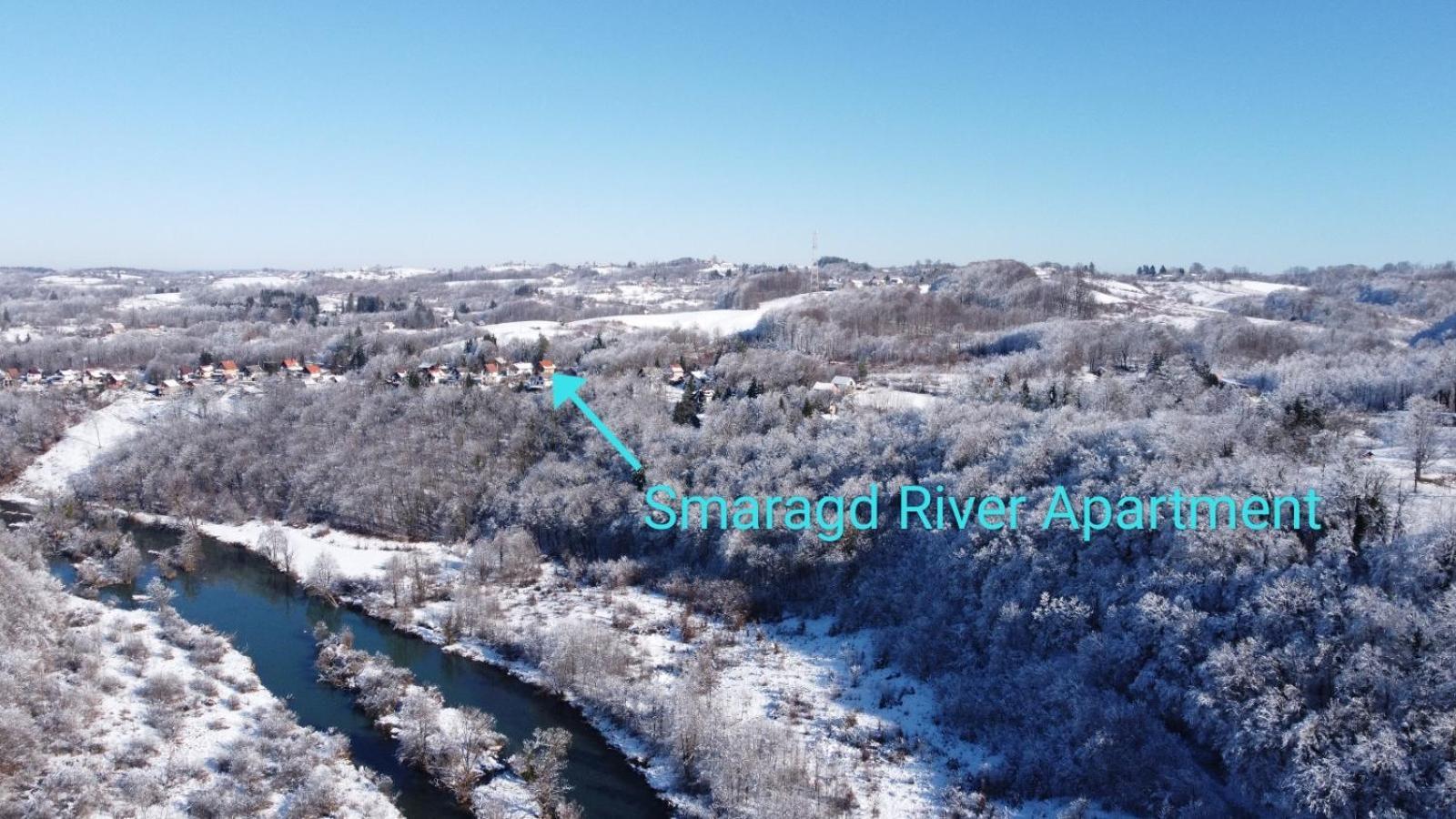 Smaragd River Near Rastoke & Plitvice Lakes سلوني المظهر الخارجي الصورة