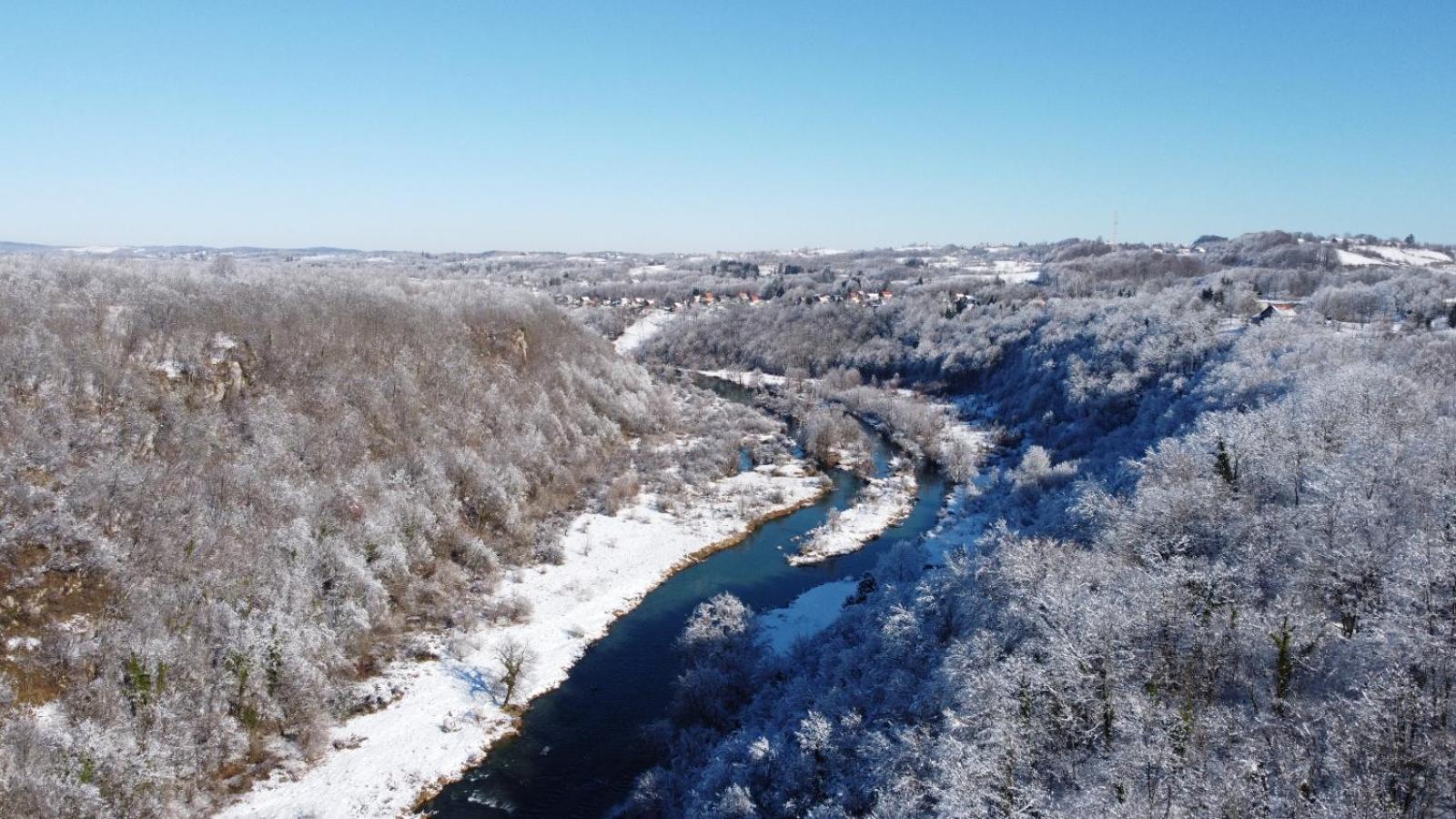 Smaragd River Near Rastoke & Plitvice Lakes سلوني المظهر الخارجي الصورة