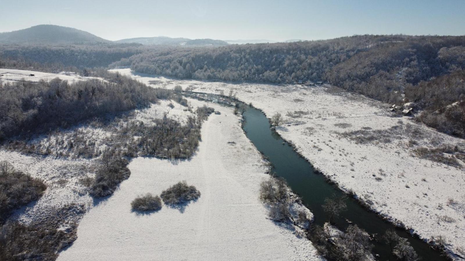 Smaragd River Near Rastoke & Plitvice Lakes سلوني المظهر الخارجي الصورة