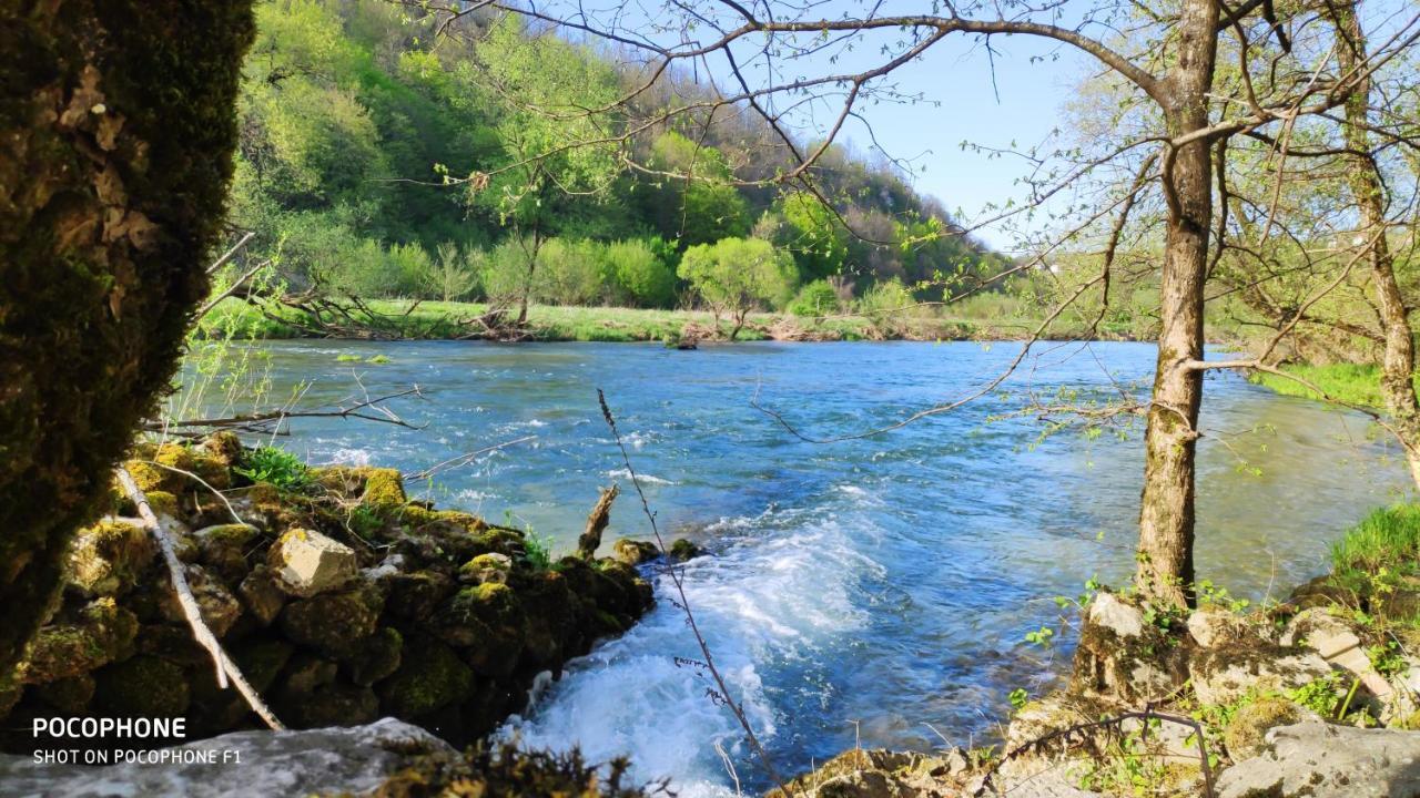 Smaragd River Near Rastoke & Plitvice Lakes سلوني المظهر الخارجي الصورة