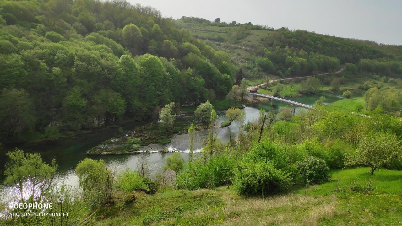 Smaragd River Near Rastoke & Plitvice Lakes سلوني المظهر الخارجي الصورة